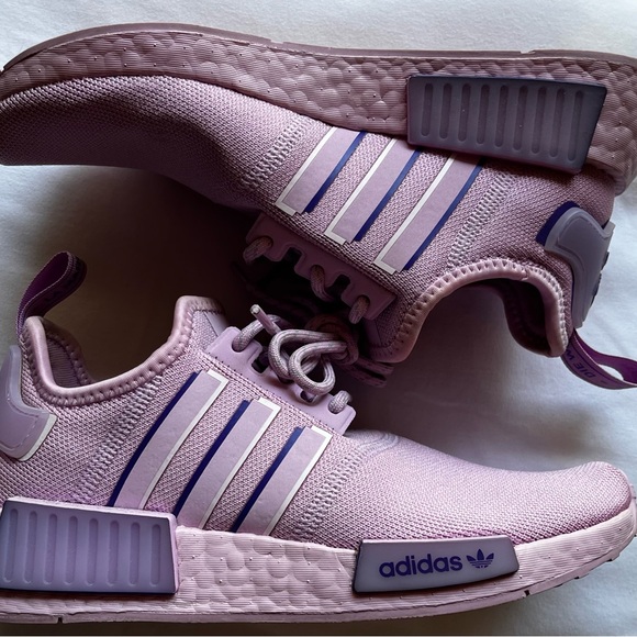 Adidas NMD_R1 Bliss Lilac
Size 6, in Great Condition - Picture 9 of 13